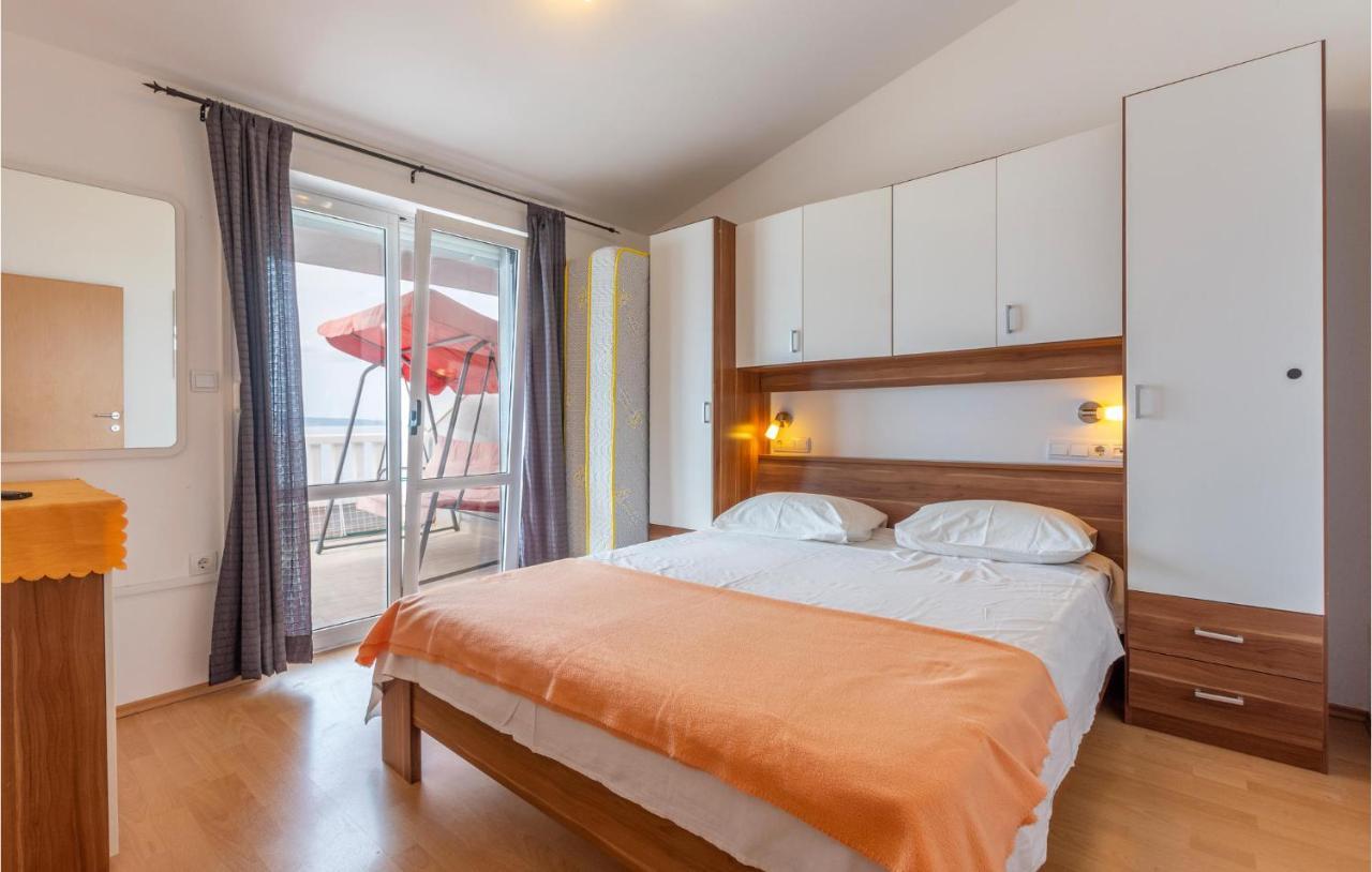 1 Bedroom Gorgeous Apartment In Jesenice Ngoại thất bức ảnh